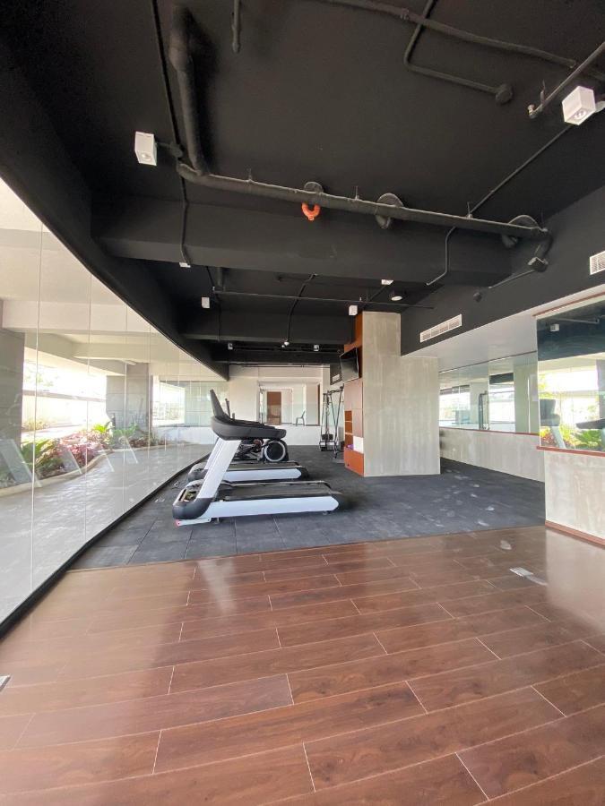 Aeon Towers Executive Suite 2Br 18Th Floor Davao Stadt Exterior foto